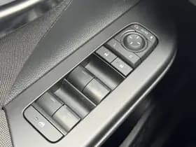 Toyota C hr thumbnail 17