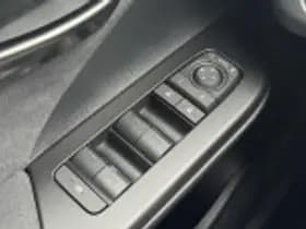 Toyota C hr thumbnail 43