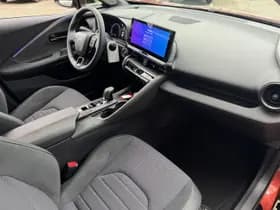 Toyota C hr thumbnail 10