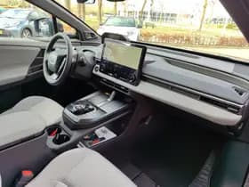 Toyota C hr thumbnail 2