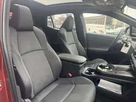 Toyota C hr thumbnail 16