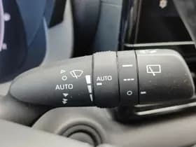 Toyota Yaris thumbnail 25