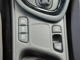 Toyota Yaris thumbnail 26