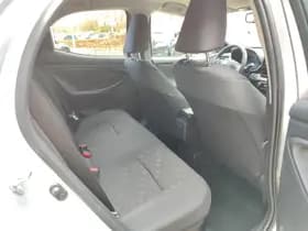 Toyota Yaris thumbnail 31
