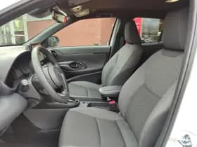 Toyota Yaris Cross thumbnail 14