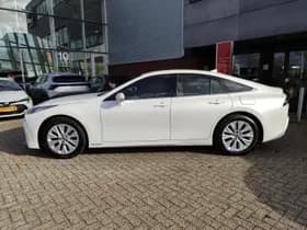 Toyota Mirai thumbnail 11