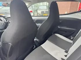 Toyota Aygo thumbnail 28