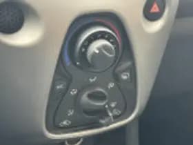 Toyota Aygo thumbnail 48