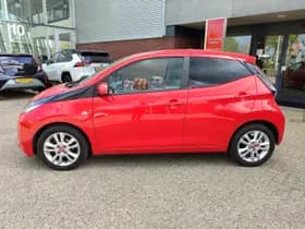 Toyota Aygo thumbnail 11