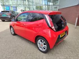 Toyota Aygo thumbnail 3