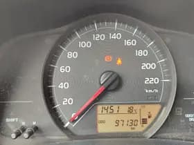 Toyota Yaris thumbnail 18