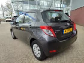 Toyota Yaris thumbnail 31