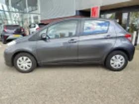 Toyota Yaris thumbnail 33