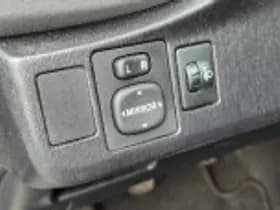 Toyota Yaris thumbnail 39