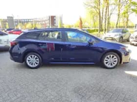 Toyota Corolla thumbnail 6