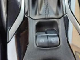 Toyota Corolla thumbnail 55