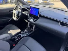 Toyota Corolla thumbnail 4