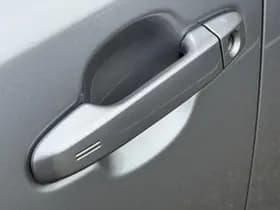 Toyota C hr thumbnail 30