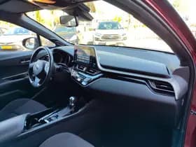 Toyota C hr thumbnail 2
