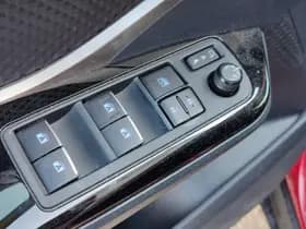 Toyota C hr thumbnail 17