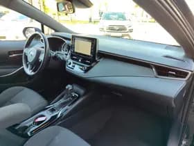 Toyota Corolla thumbnail 2