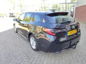 Toyota Corolla thumbnail 3