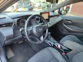 Toyota Corolla thumbnail 4