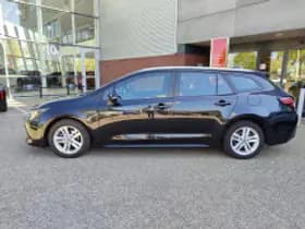 Toyota Corolla thumbnail 5