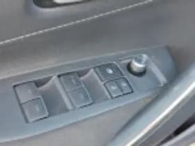 Toyota Corolla thumbnail 45