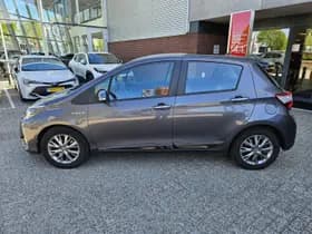 Toyota Yaris thumbnail 11