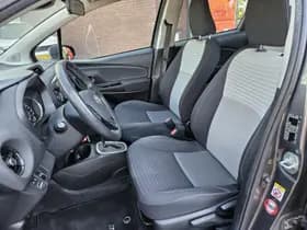 Toyota Yaris thumbnail 24