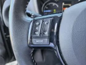 Toyota Yaris thumbnail 45