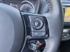 Toyota Yaris thumbnail 47