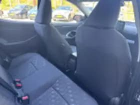 Toyota Yaris thumbnail 37