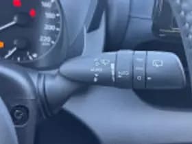 Toyota Yaris thumbnail 44