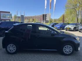 Toyota Yaris thumbnail 6