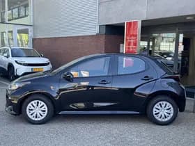 Toyota Yaris thumbnail 57