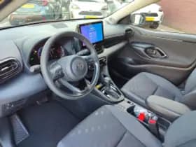 Toyota Yaris thumbnail 3