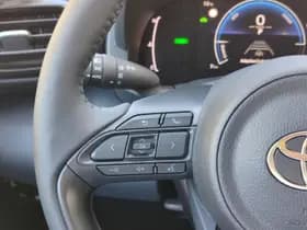 Toyota Yaris thumbnail 21