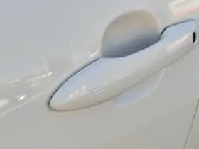 Toyota Yaris thumbnail 36