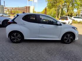 Toyota Yaris thumbnail 5