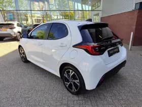 Toyota Yaris thumbnail 8