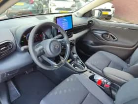 Toyota Yaris thumbnail 9
