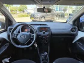 Toyota Aygo thumbnail 44