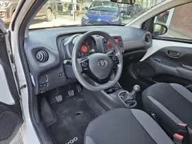 Toyota Aygo thumbnail 8