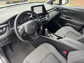 Toyota C hr thumbnail 2