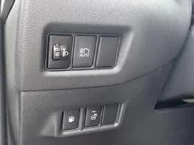 Toyota C hr thumbnail 18
