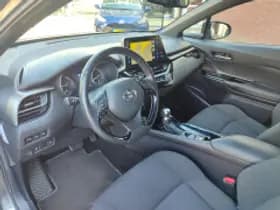 Toyota C hr thumbnail 4
