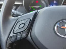 Toyota C hr thumbnail 60
