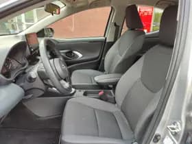 Toyota Yaris thumbnail 15